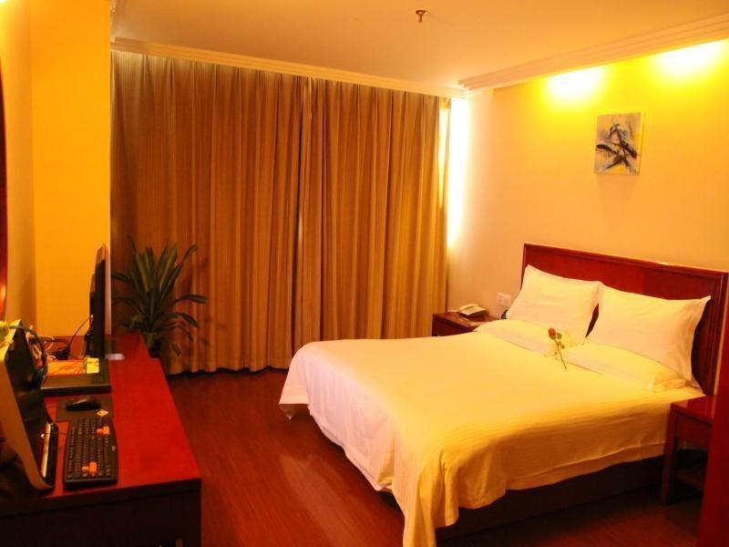Greentree Inn Guiyang Penshuichi Business Hotel Экстерьер фото