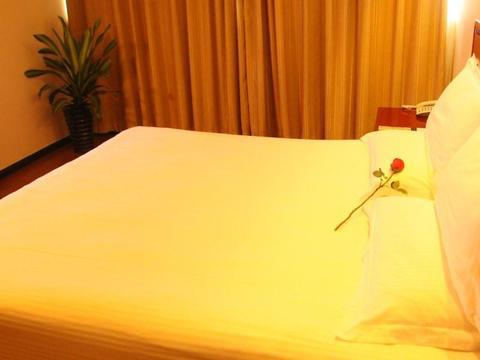 Greentree Inn Guiyang Penshuichi Business Hotel Экстерьер фото