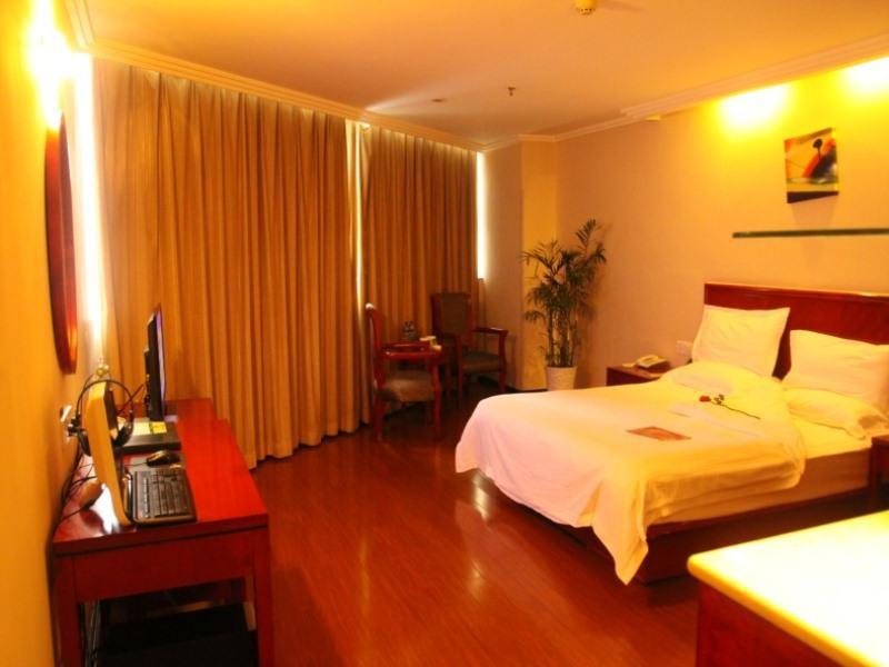 Greentree Inn Guiyang Penshuichi Business Hotel Экстерьер фото